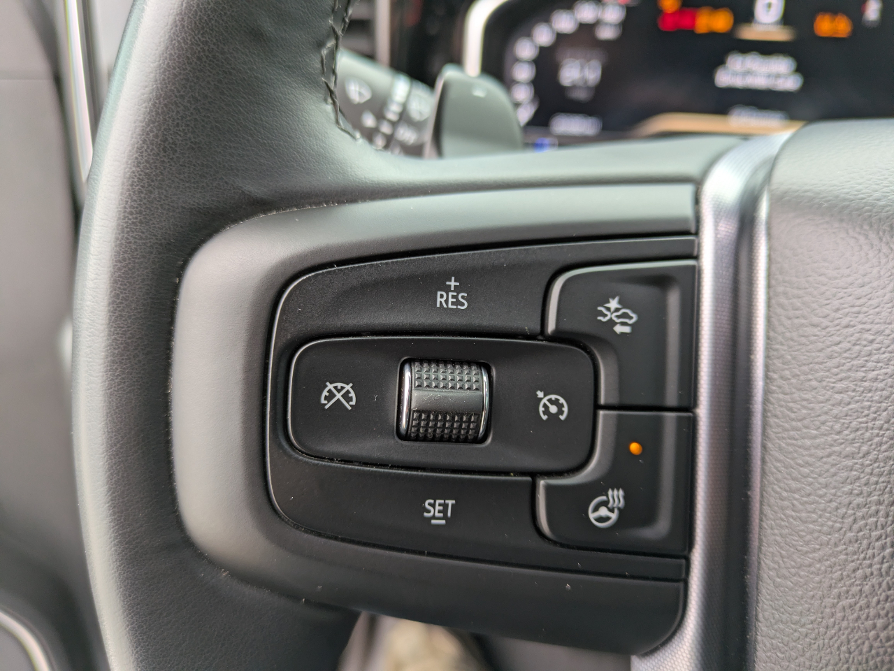 GMC Sierra 1500 SLT Crew Cab 4WD 2025