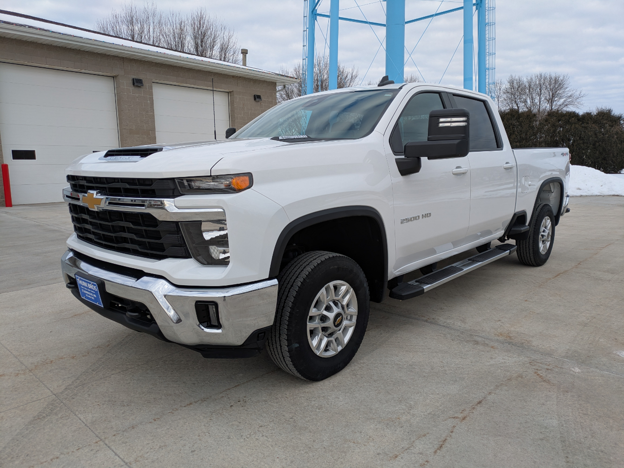 Chevrolet Silverado 2500HD LT Crew Cab Short Box 4WD 2025