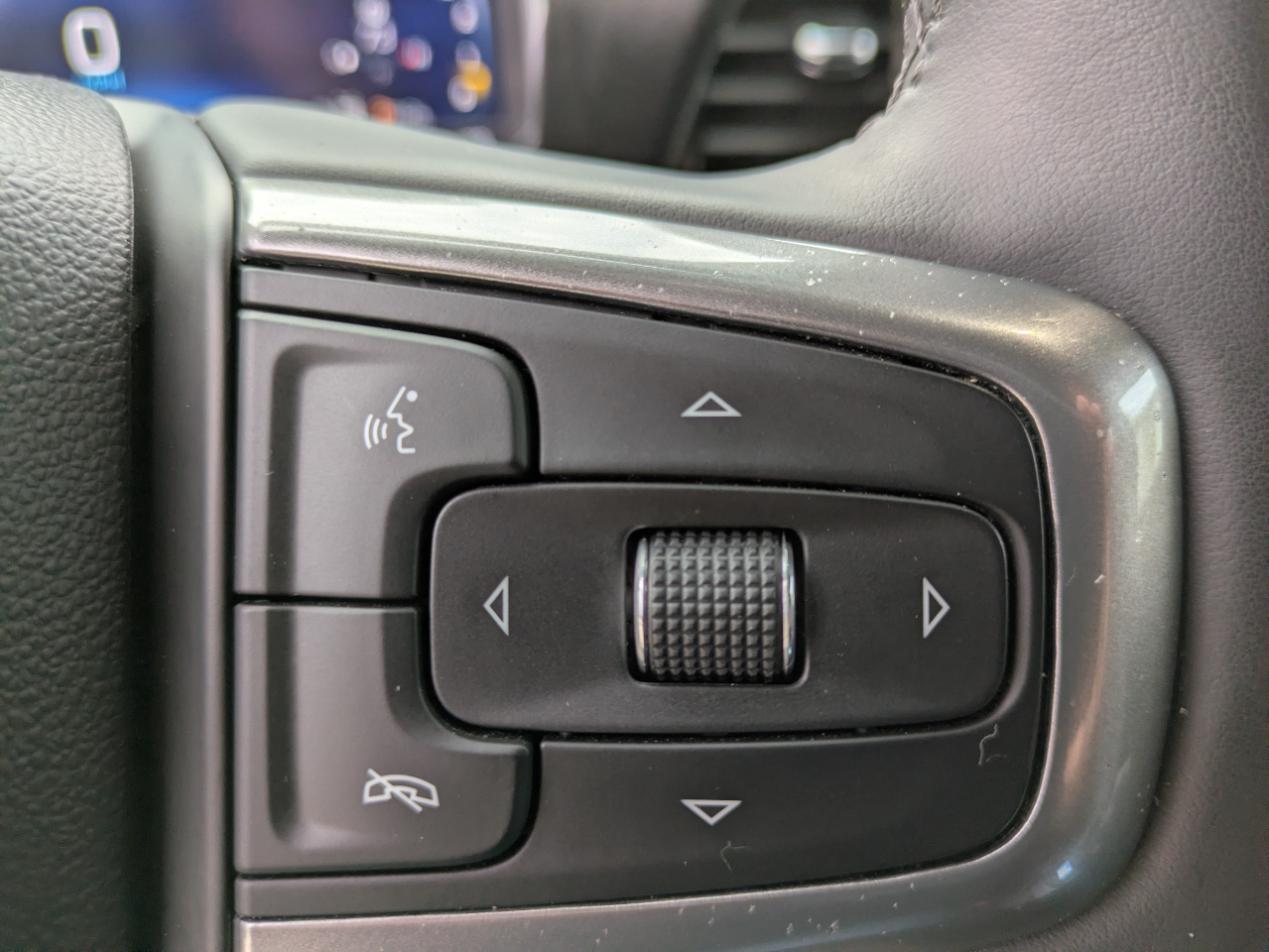 Chevrolet Silverado 2500HD LT Crew Cab Short Box 4WD 2025