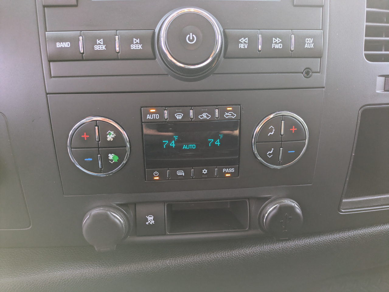 Chevrolet Silverado 1500  2010