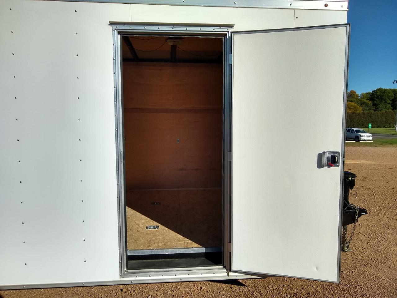 Wells Cargo 8.5x24  2017