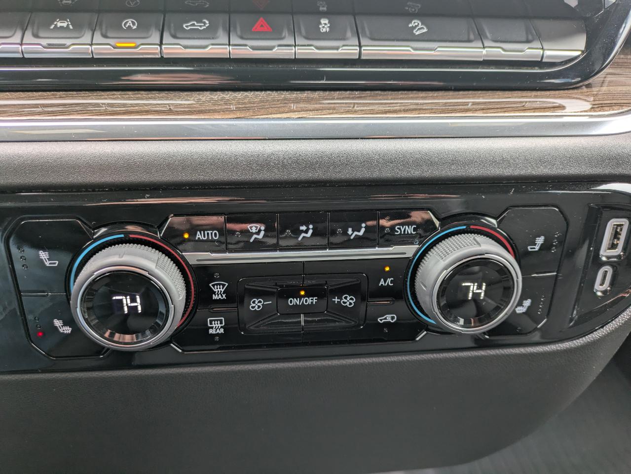 Chevrolet Silverado 1500 RST Crew Cab 4WD 2023