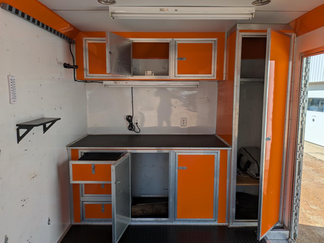 United Trailers Super Hauler  2014