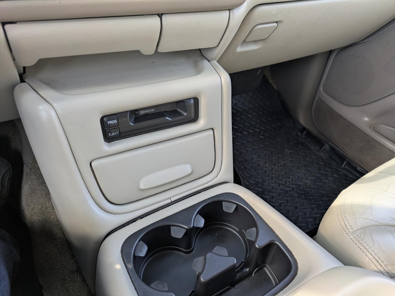 GMC Yukon XL 1500 4WD 2002