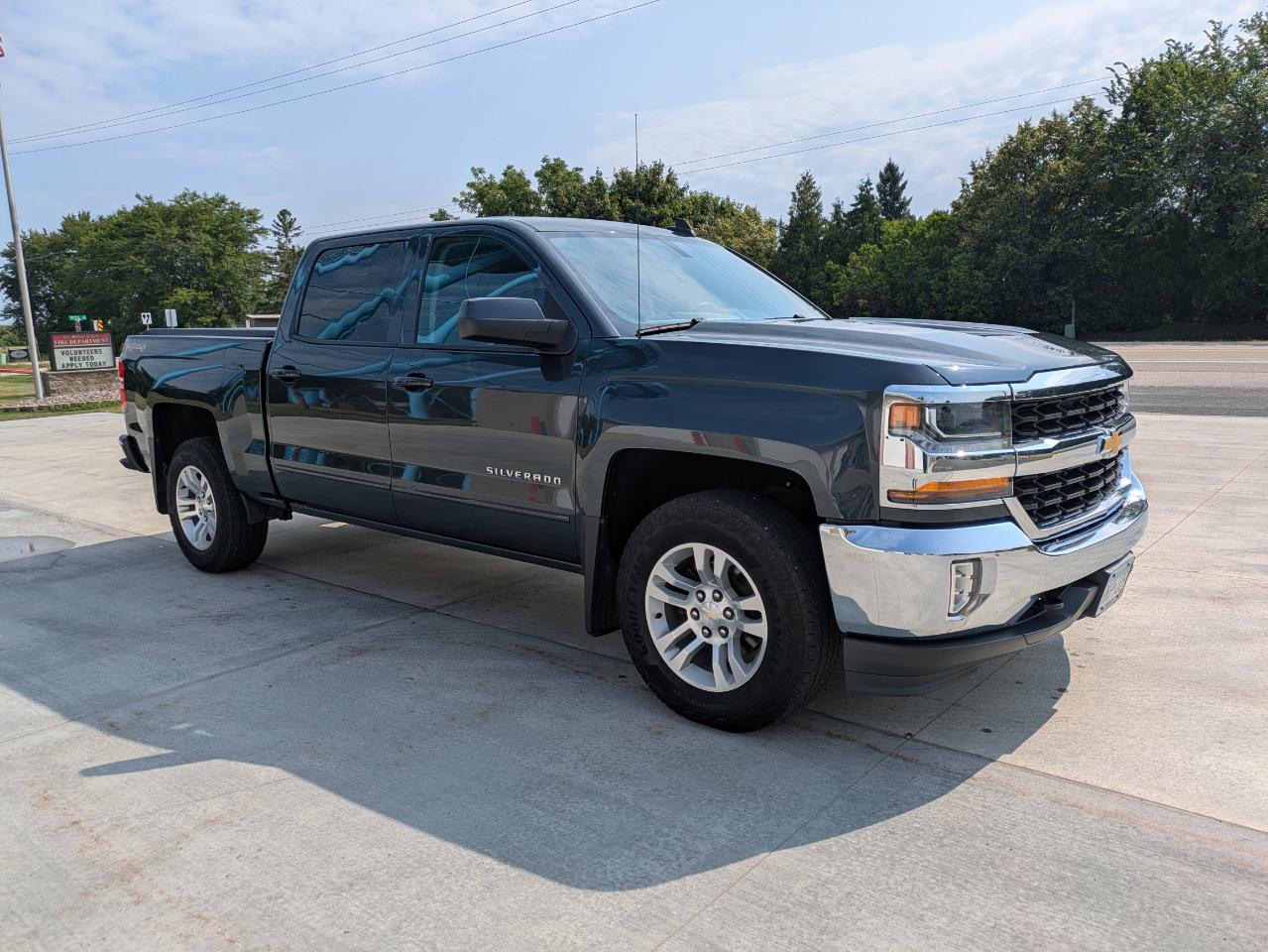 Chevrolet Silverado 1500 LT Crew Cab 4WD 2017