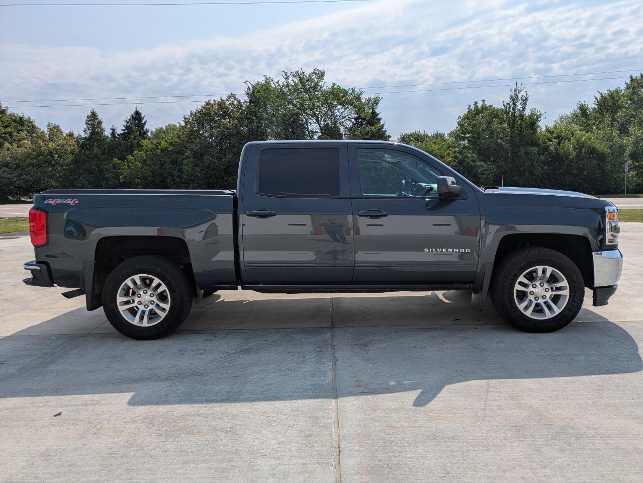 Chevrolet Silverado 1500 LT Crew Cab 4WD 2017
