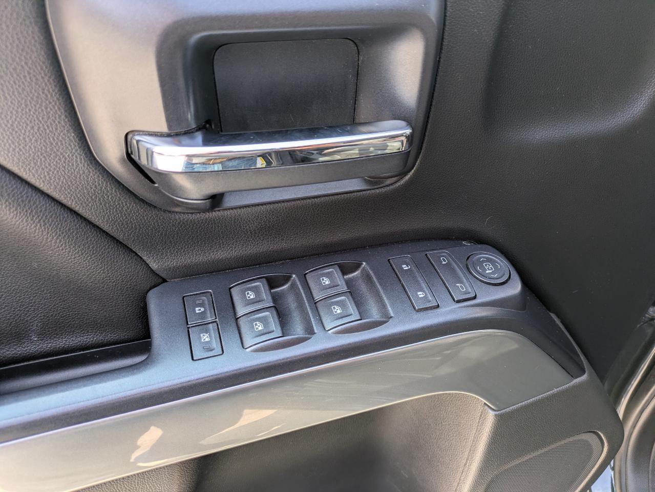 Chevrolet Silverado 1500 LT Crew Cab 4WD 2017