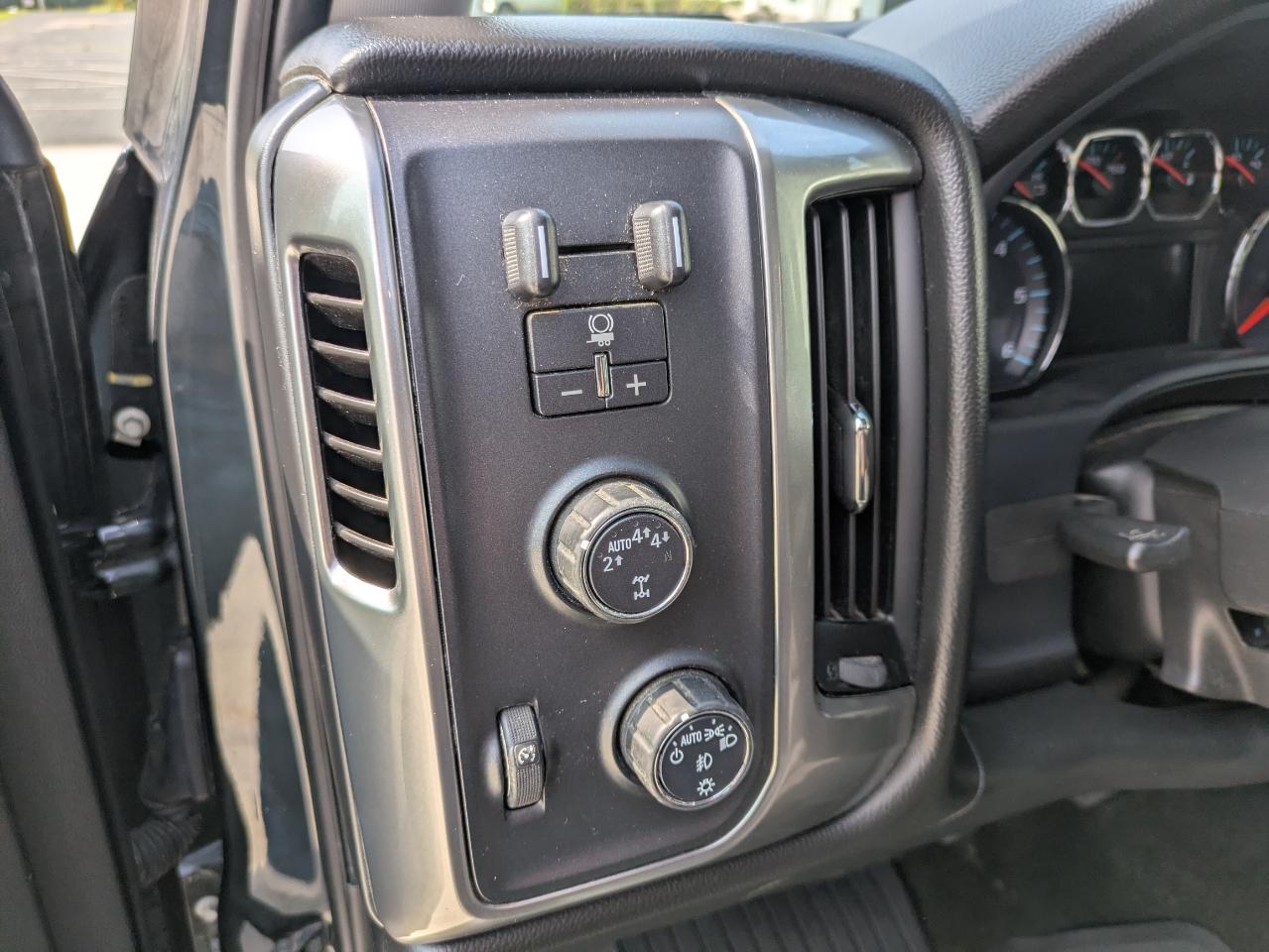Chevrolet Silverado 1500 LT Crew Cab 4WD 2017