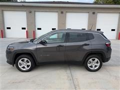 2023 Jeep Compass 