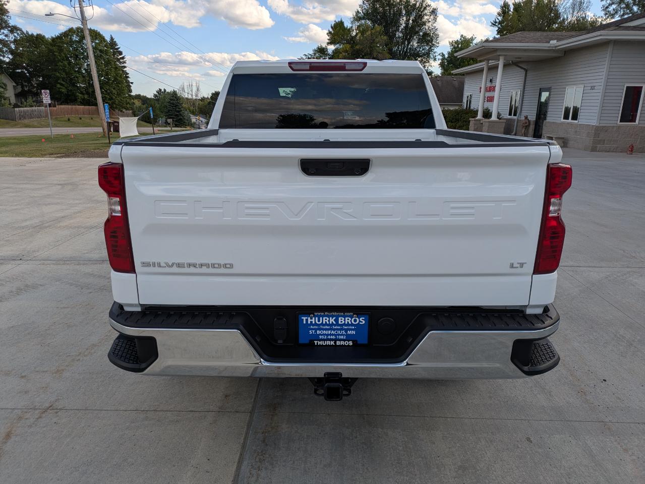 Chevrolet Silverado 1500 LT Crew Cab 4WD 2026