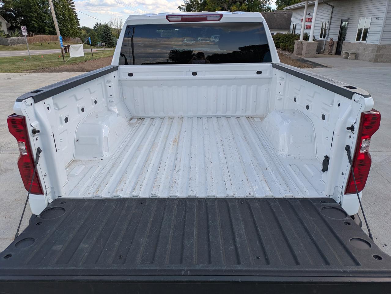 Chevrolet Silverado 1500 LT Crew Cab 4WD 2026