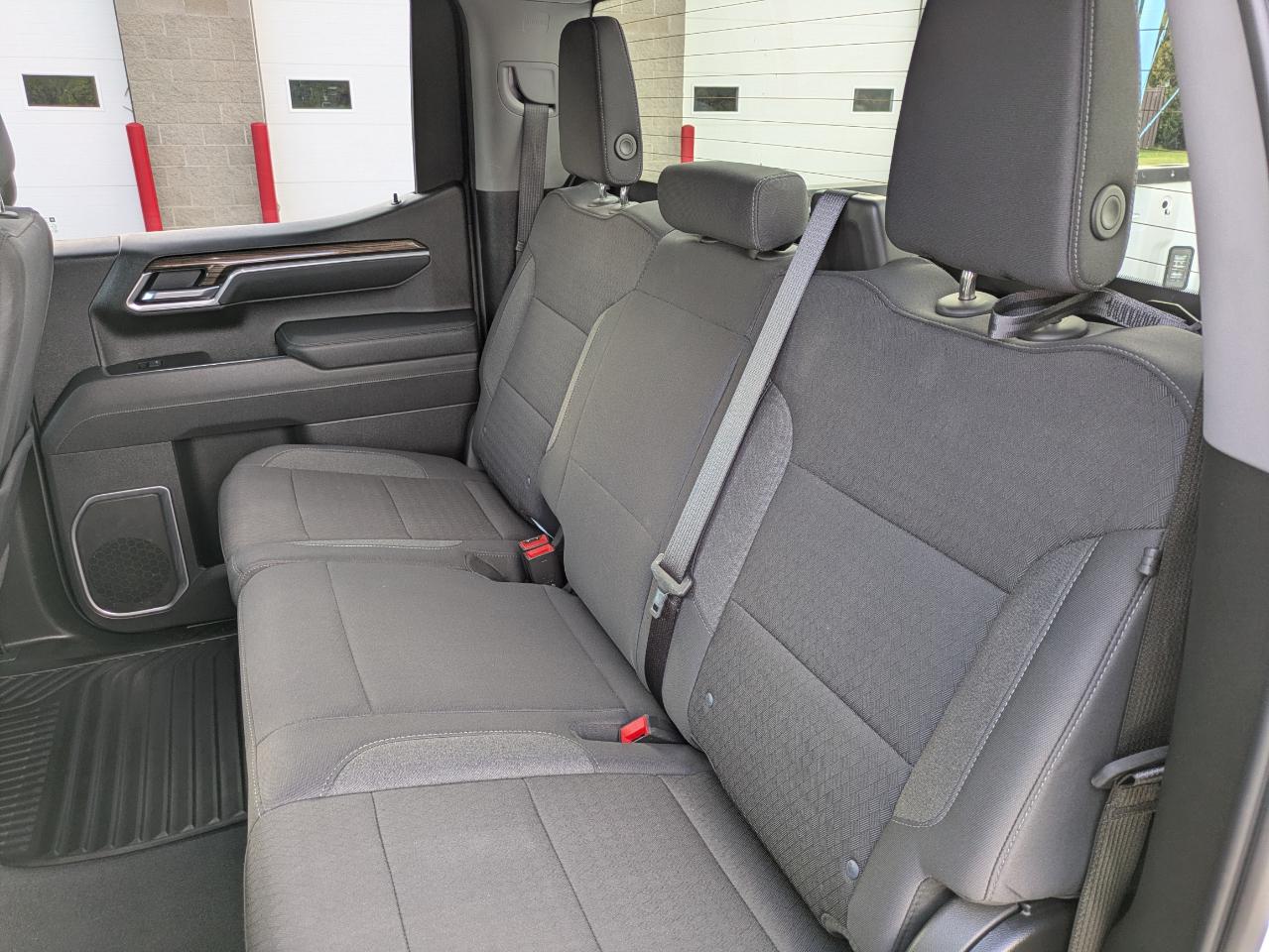 Chevrolet Silverado 1500 LT Crew Cab 4WD 2026