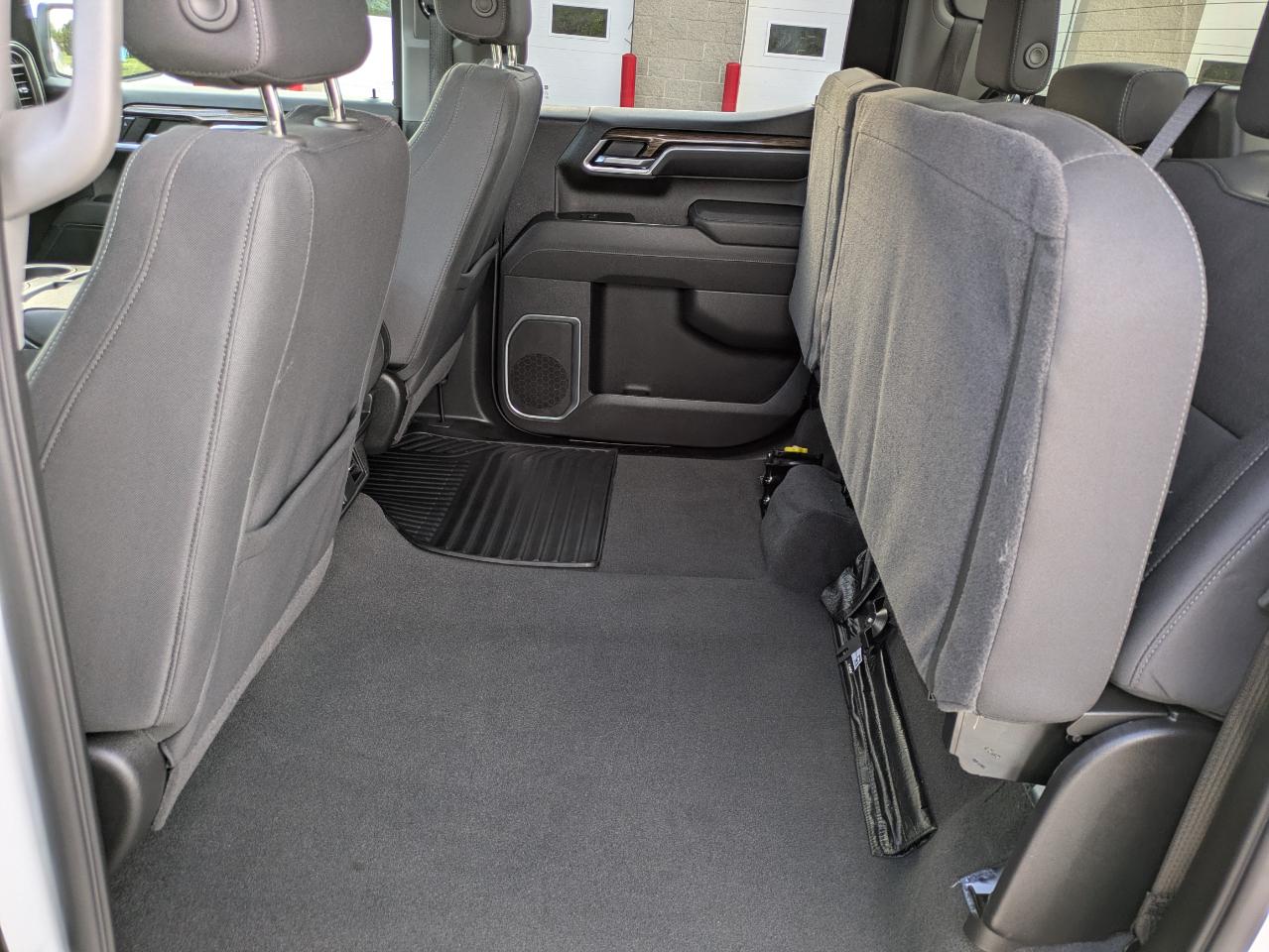 Chevrolet Silverado 1500 LT Crew Cab 4WD 2026