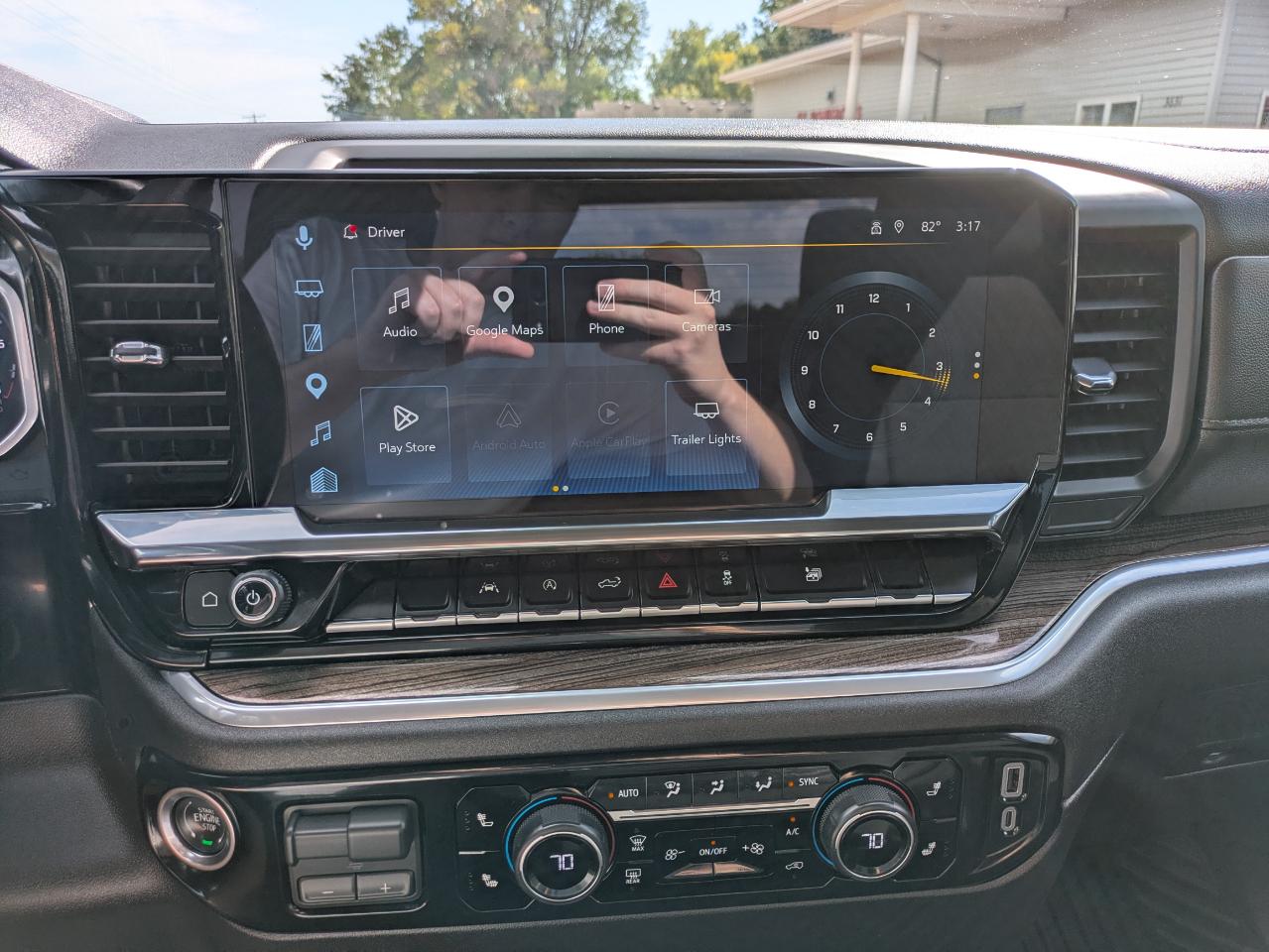 Chevrolet Silverado 1500 LT Crew Cab 4WD 2026