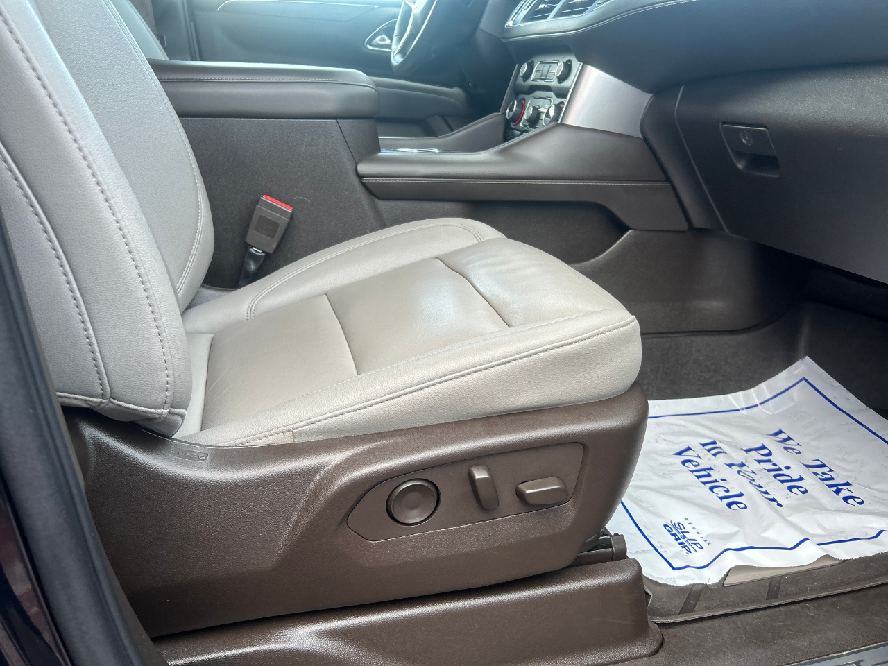 Chevrolet Tahoe 4WD 4dr Z71 2022