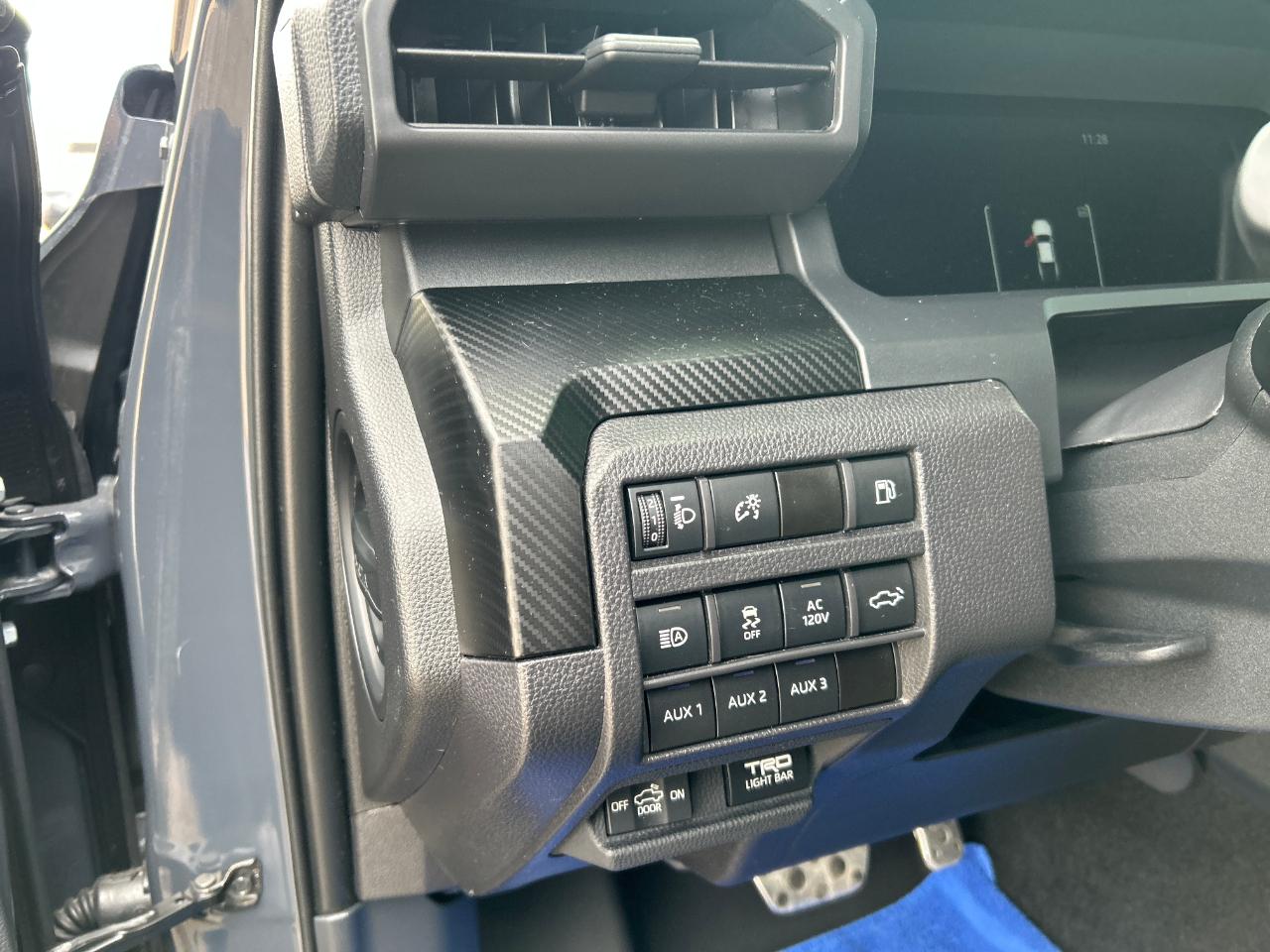 Toyota Tacoma 4WD TRD Pro Hybrid Double Cab 5' Bed AT (Natl) 2024