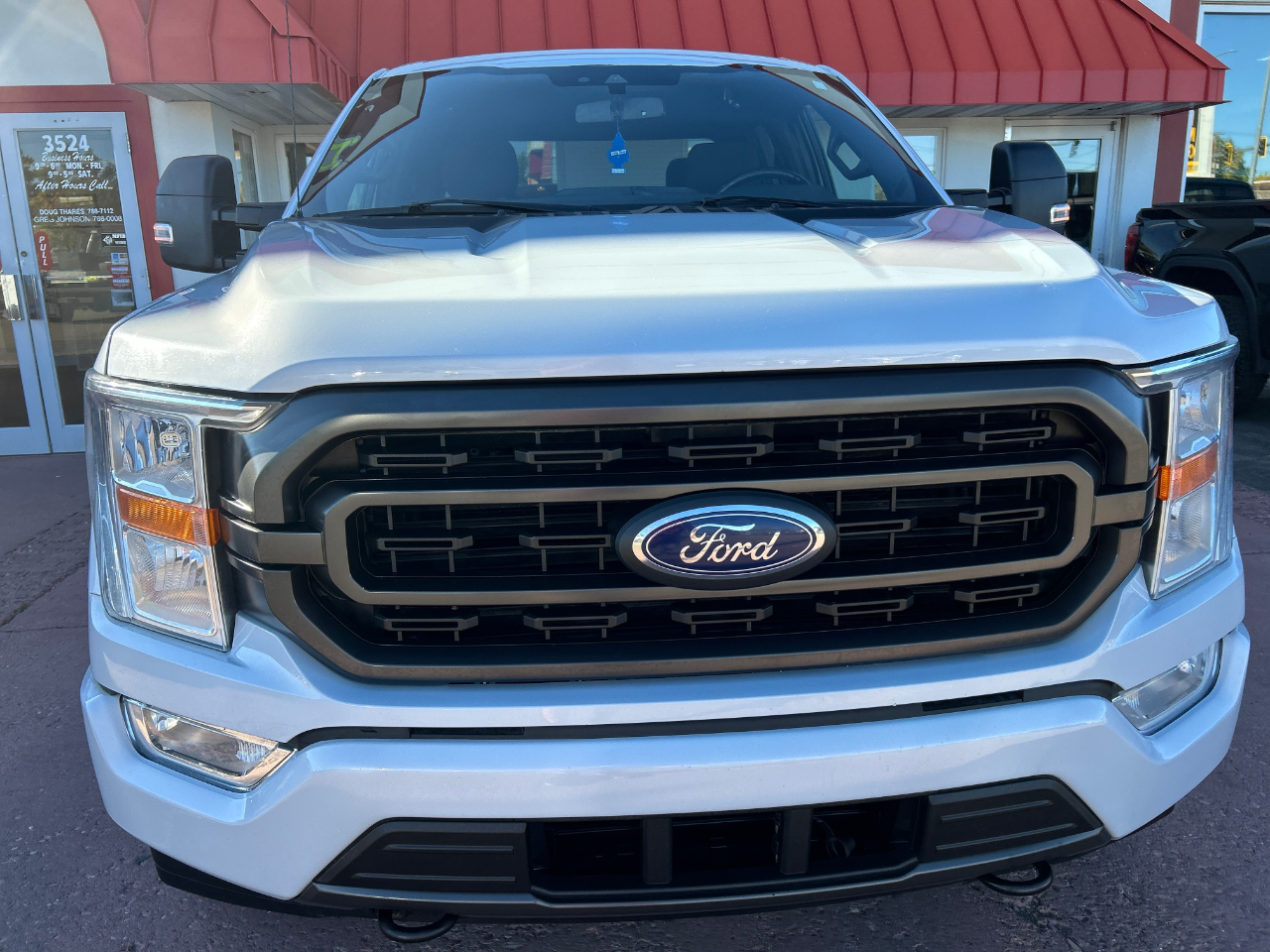 2021 Ford F-150 XLT photo 3