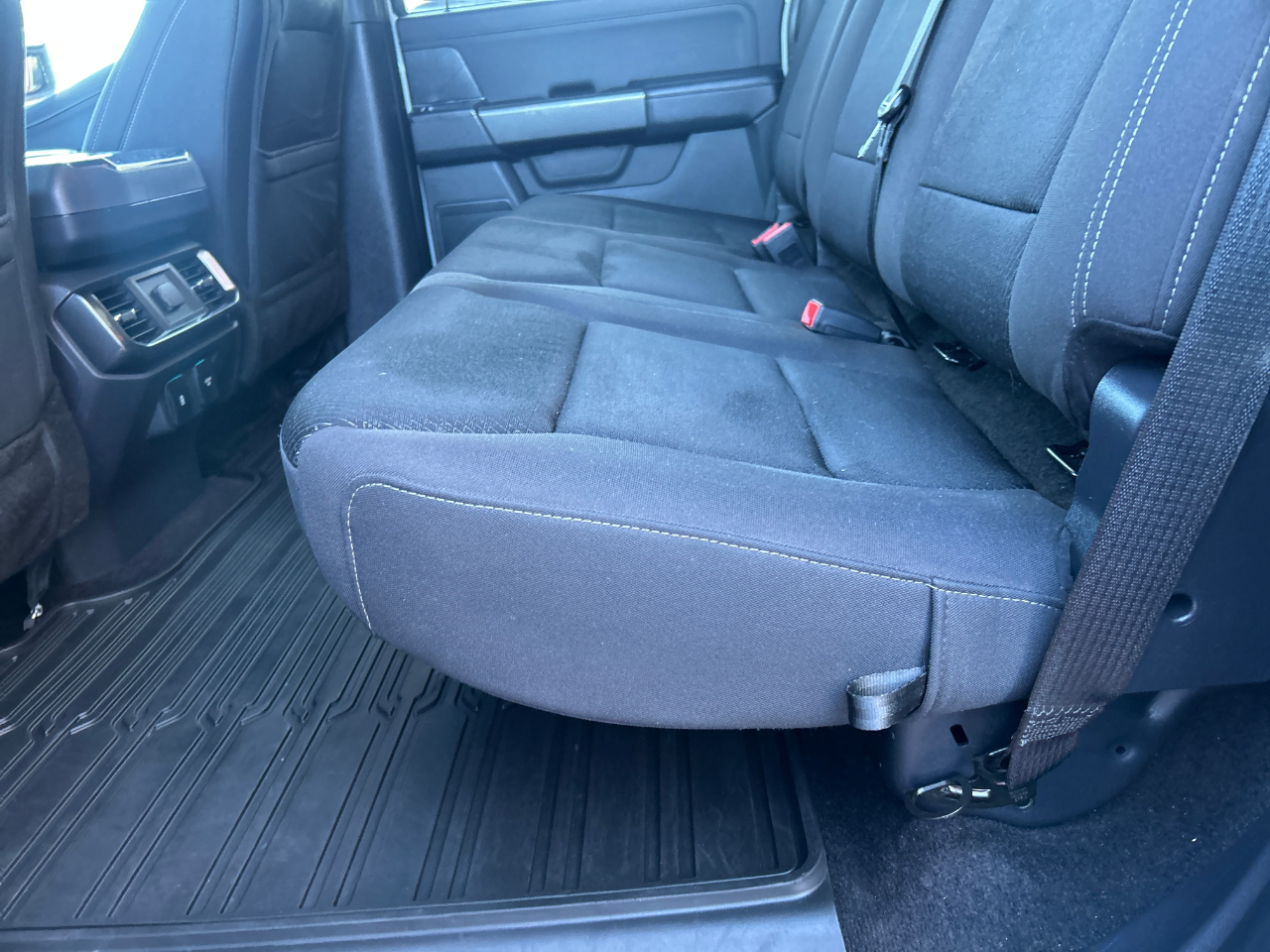 2021 Ford F-150 XLT photo 13