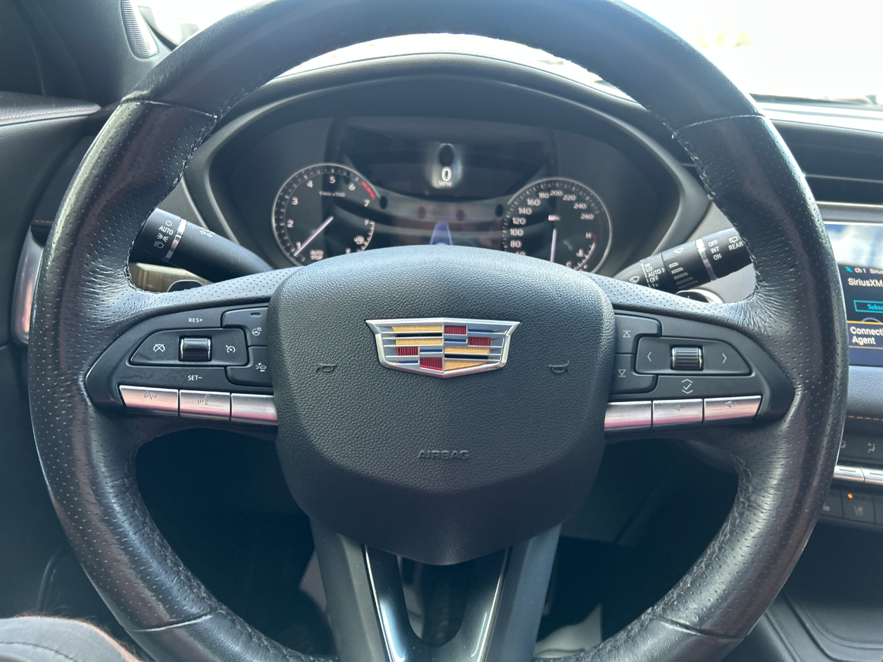 2021 Cadillac XT4 Sport photo 4