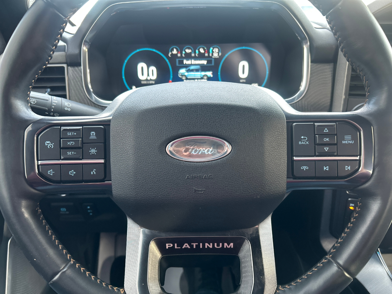 Ford F-150 Platinum SuperCrew 6.5-ft. Bed 4WD 2021 Ford F-150 Platinum SuperCrew 6.5-ft. Bed 4WD 2021