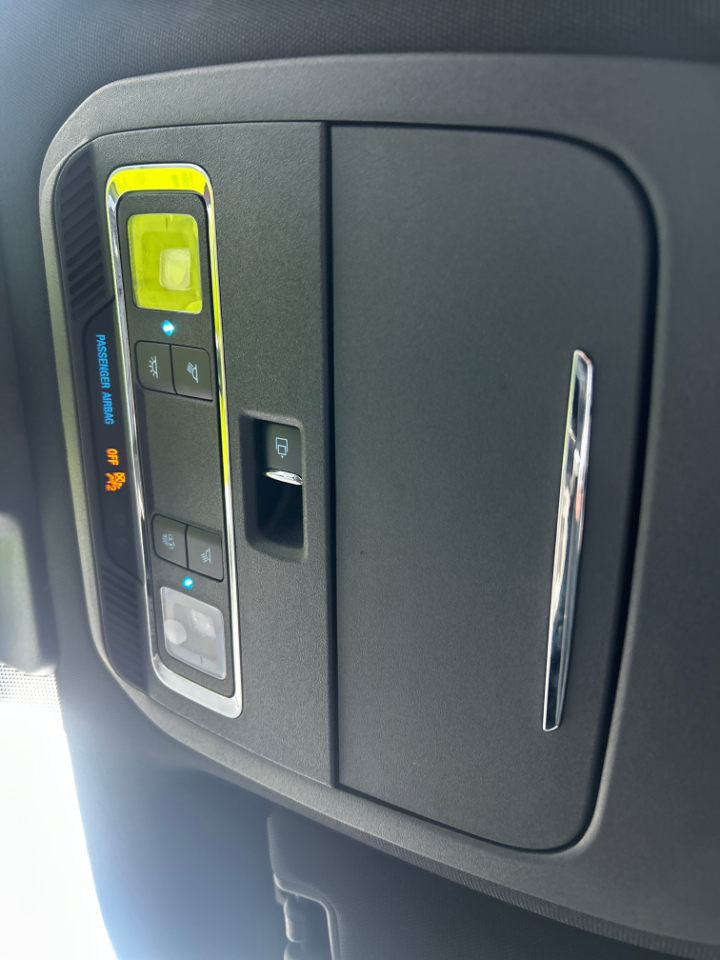 Ford F-150 Platinum SuperCrew 6.5-ft. Bed 4WD 2021 Ford F-150 Platinum SuperCrew 6.5-ft. Bed 4WD 2021