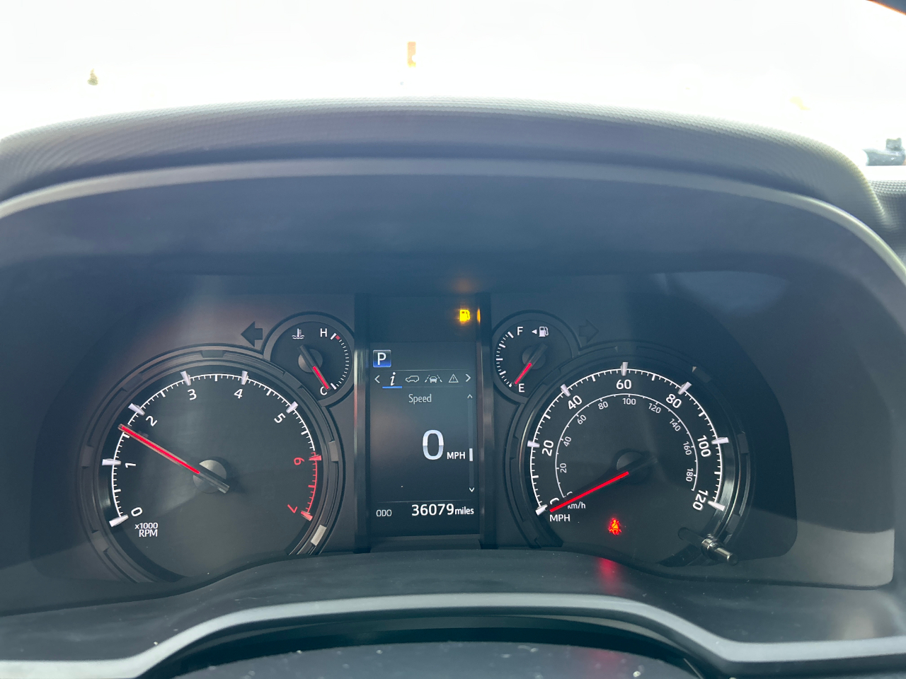 Toyota 4Runner SR5 4WD (Natl) 2024