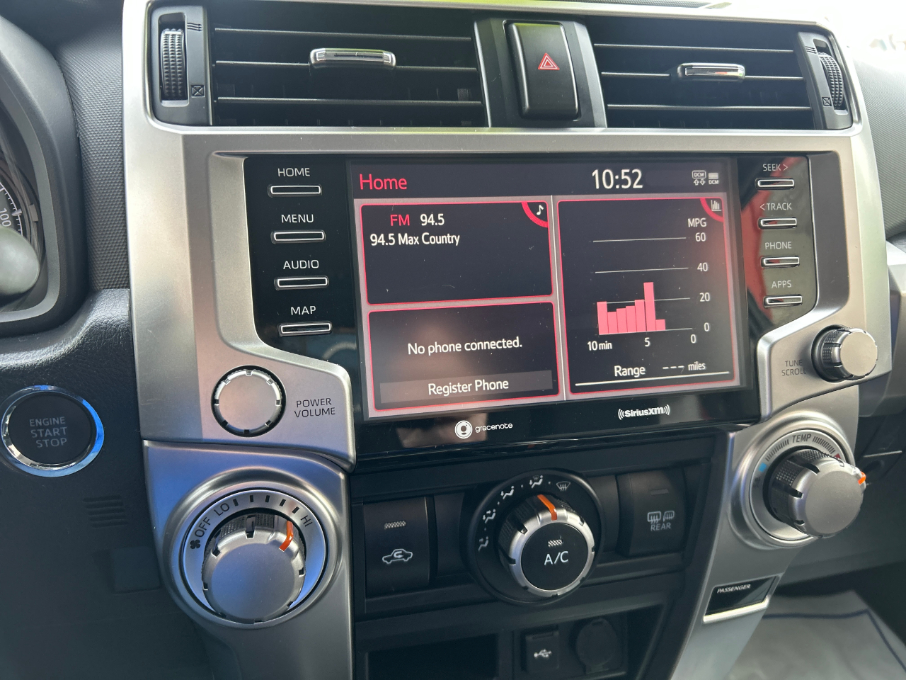 Toyota 4Runner SR5 4WD (Natl) 2024