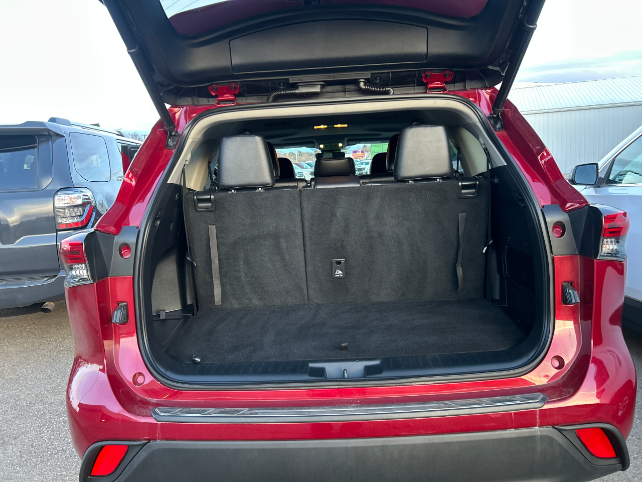 Toyota Highlander XLE AWD (Natl) 2022