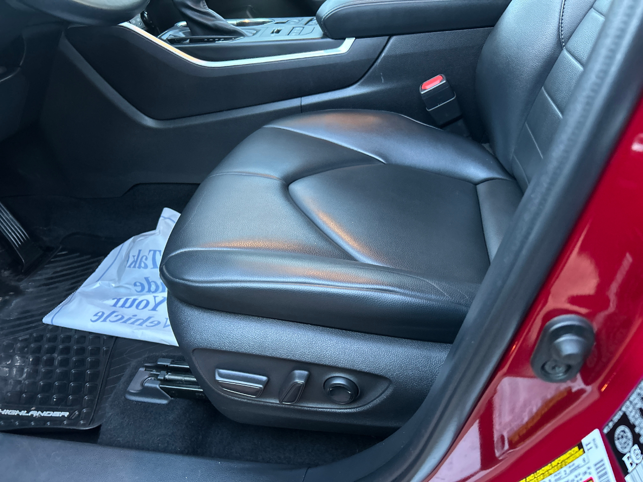 Toyota Highlander XLE AWD (Natl) 2022