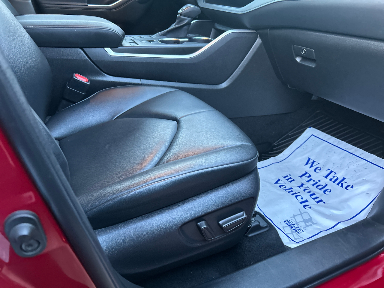 Toyota Highlander XLE AWD (Natl) 2022