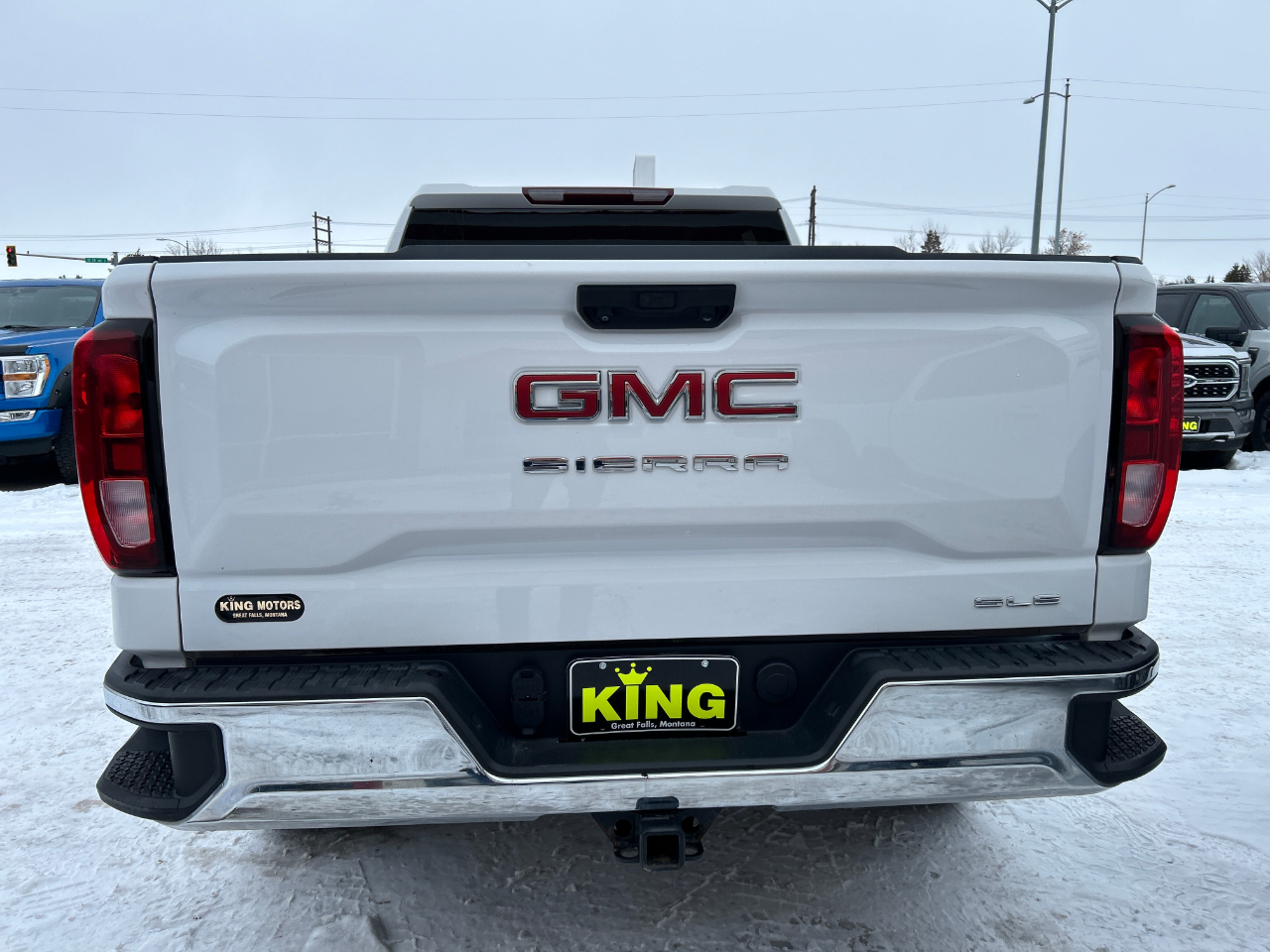 GMC Sierra 1500 4WD Crew Cab 157" SLE 2023