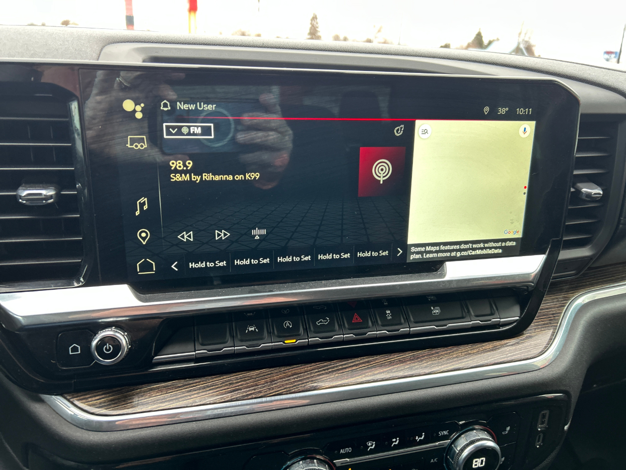 GMC Sierra 1500 4WD Crew Cab 157" SLE 2023