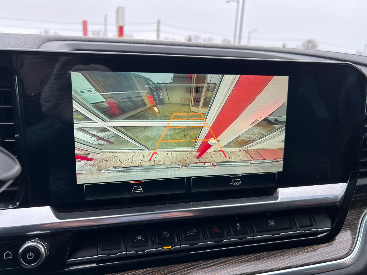 GMC Sierra 1500 4WD Crew Cab 157" SLE 2023