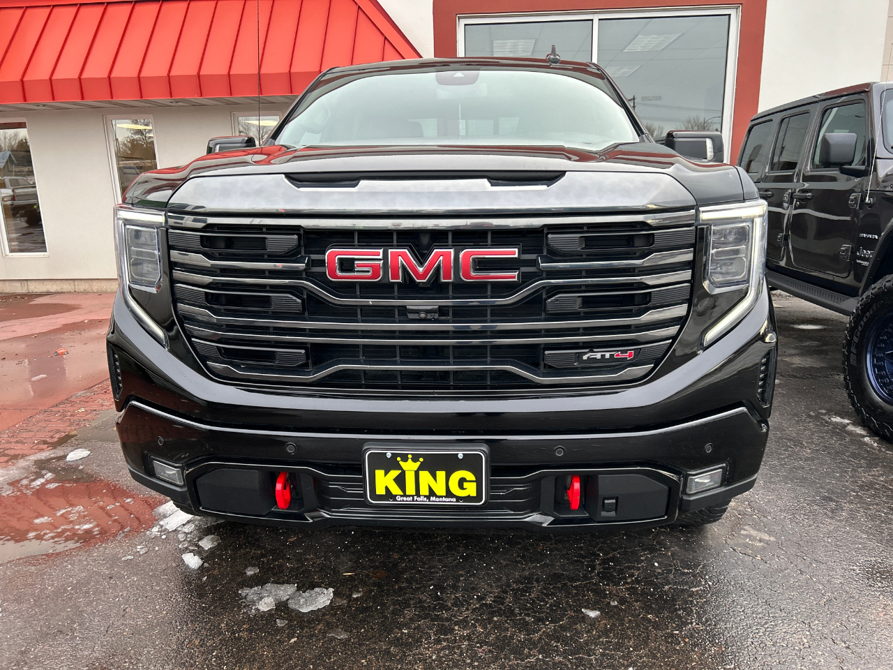 GMC Sierra 1500 4WD Crew Cab 147" AT4 2023