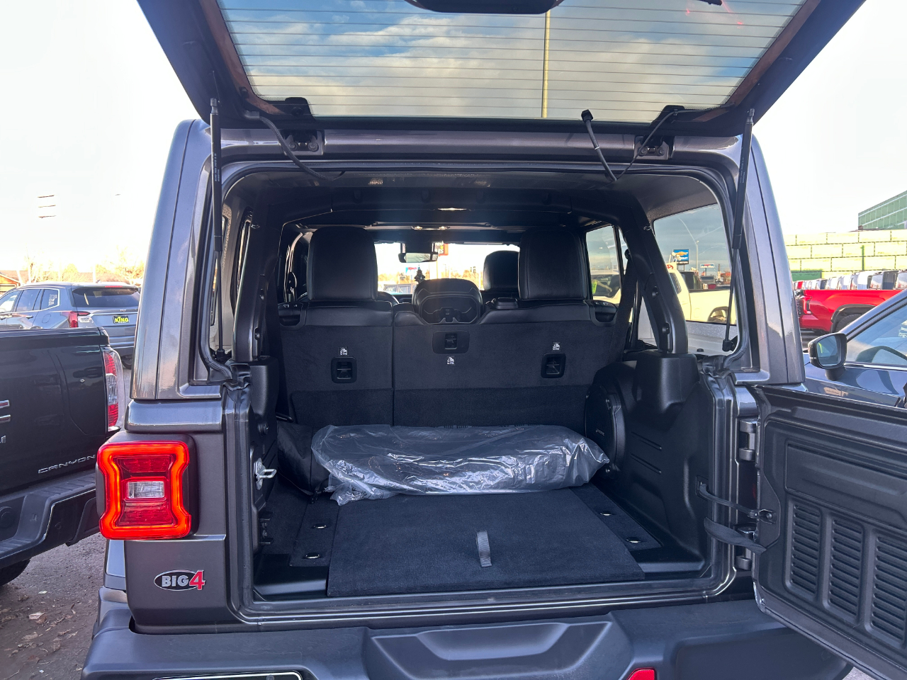 Jeep Wrangler Unlimited Sahara 4x4 2021