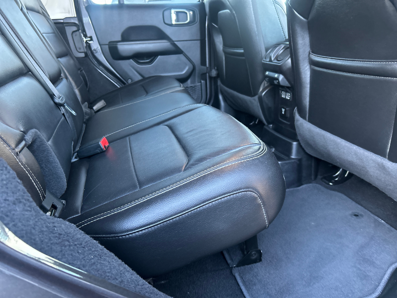 Jeep Wrangler Unlimited Sahara 4x4 2021