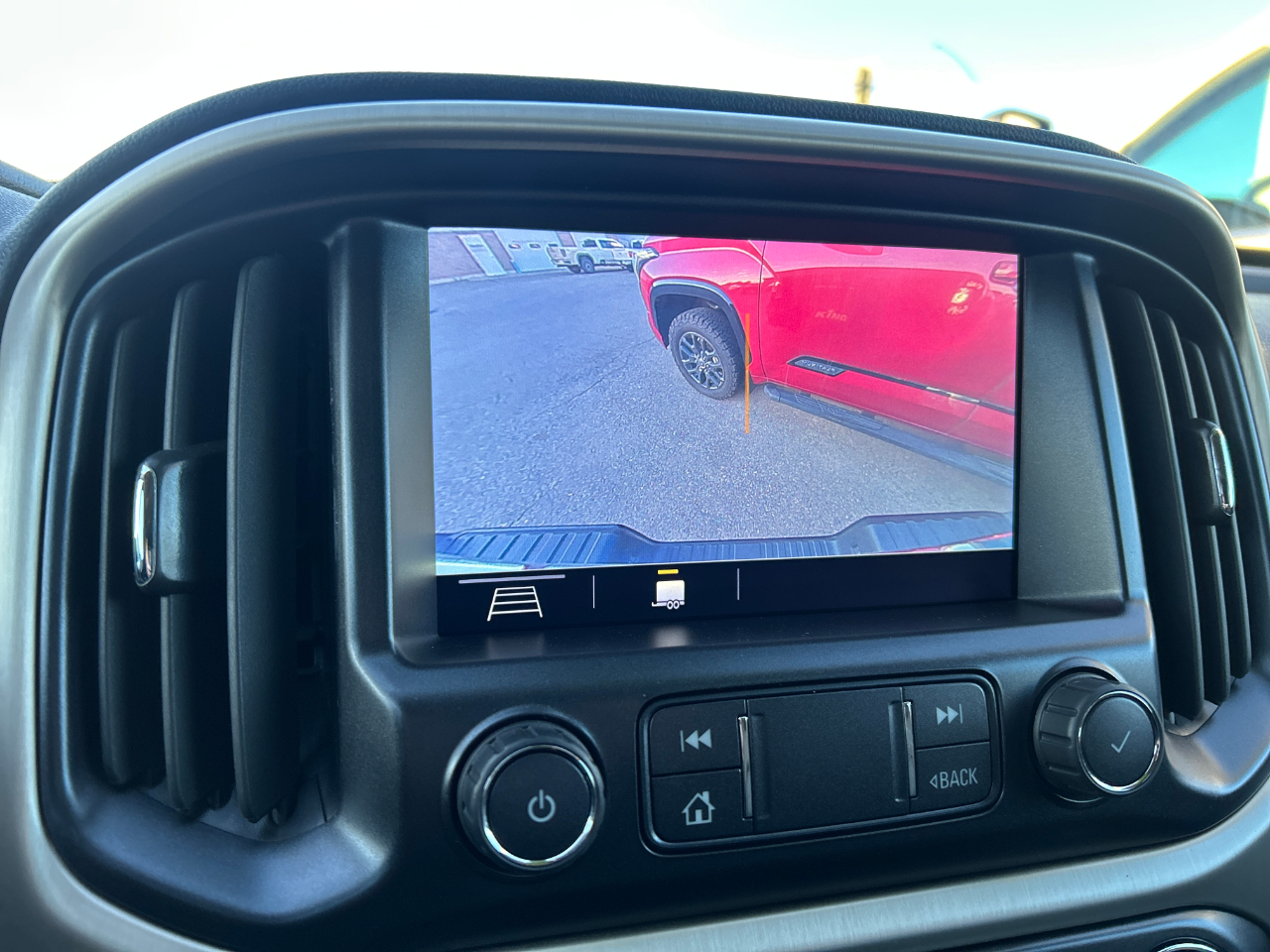 GMC Canyon 4WD Crew Cab 128" Denali 2021