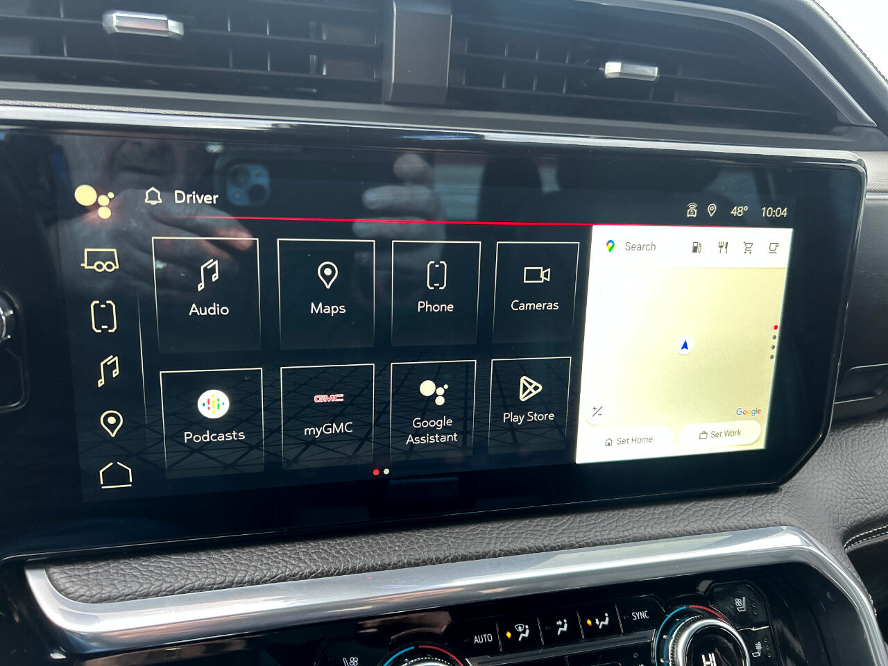 GMC Sierra 1500 4WD Crew Cab 147" Denali 2023