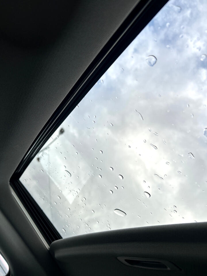 GMC Sierra 1500 4WD Crew Cab 147" Denali 2023