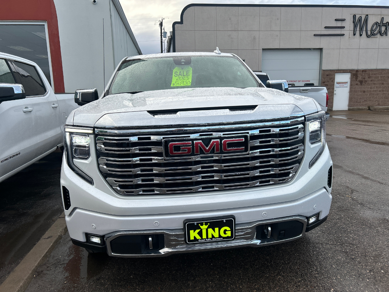 GMC Sierra 1500 4WD Crew Cab 147" Denali 2023