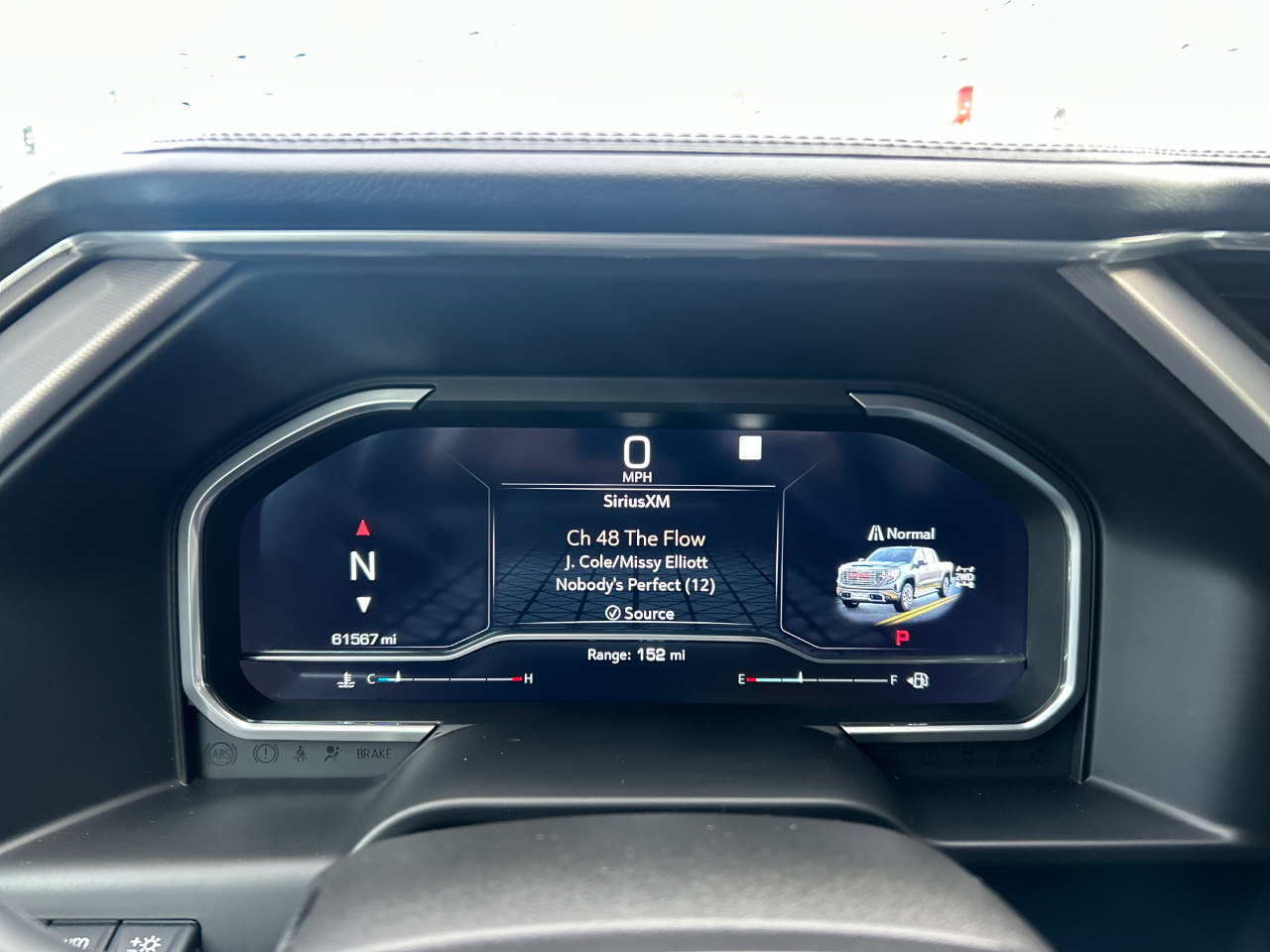 GMC Sierra 1500 4WD Crew Cab 147" Denali 2023