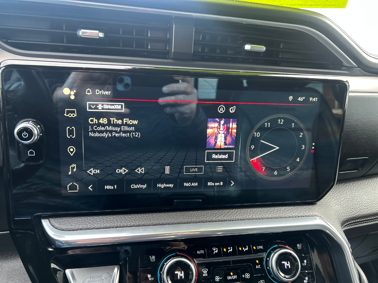 GMC Sierra 1500 4WD Crew Cab 147" Denali 2023