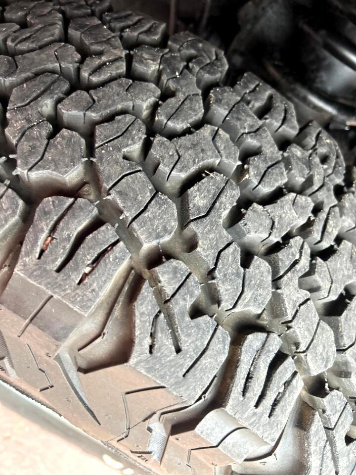 GMC Sierra 1500 4WD Double Cab 143.5" SLE 2015