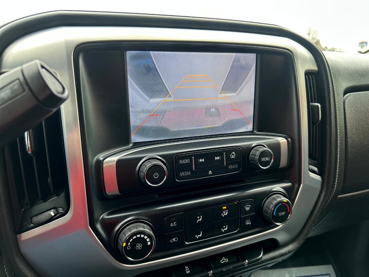 GMC Sierra 1500 4WD Double Cab 143.5" SLE 2015