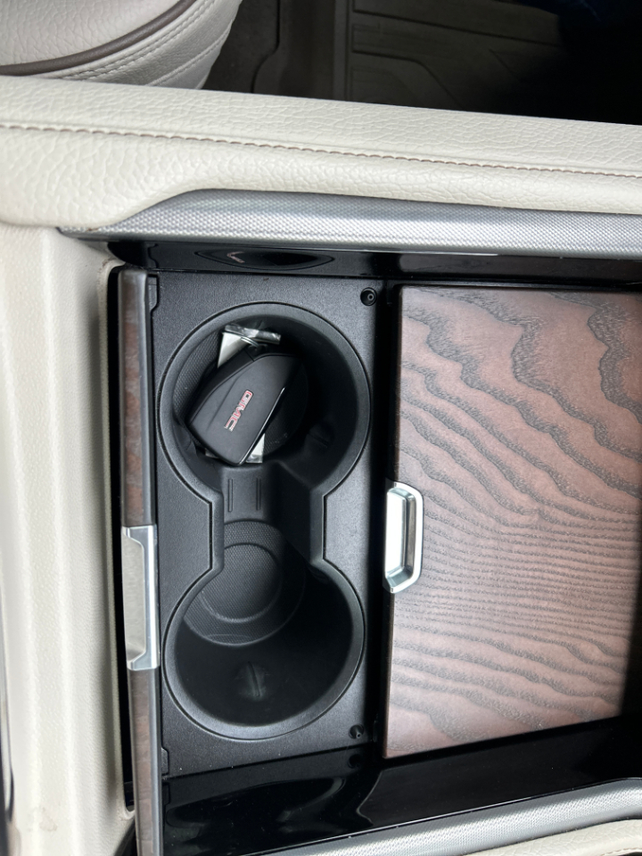 GMC Yukon 4WD 4dr Denali 2021