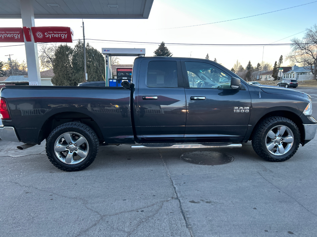 RAM 1500 4WD Quad Cab 140.5" Big Horn 2014