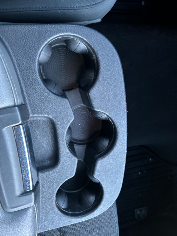 RAM 1500 4WD Quad Cab 140.5" Big Horn 2014