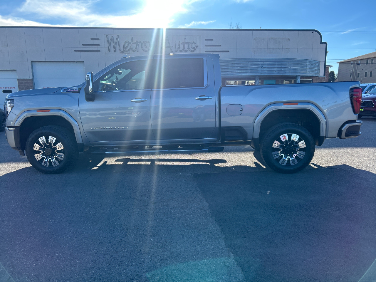 GMC Sierra 3500HD 4WD Crew Cab 159" Denali 2025