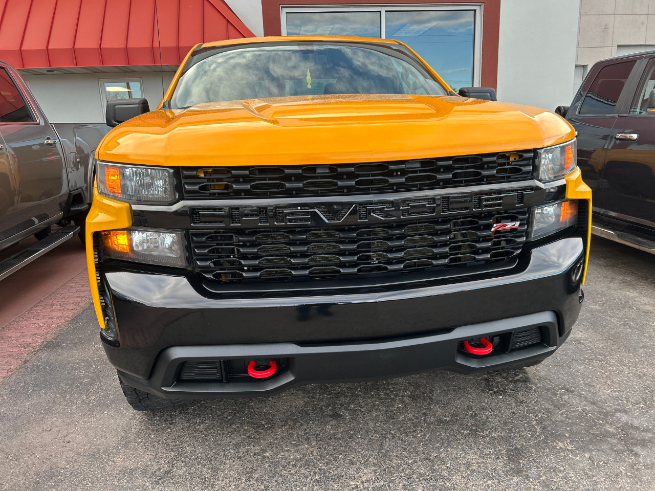 Chevrolet Silverado 1500 4WD Crew Cab 147" Custom Trail Boss 2020