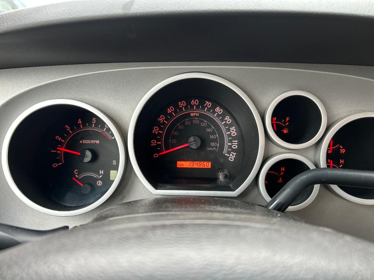 Toyota Tundra 4WD Truck CrewMax 5.7L V8 6-Spd AT (Natl) 2008